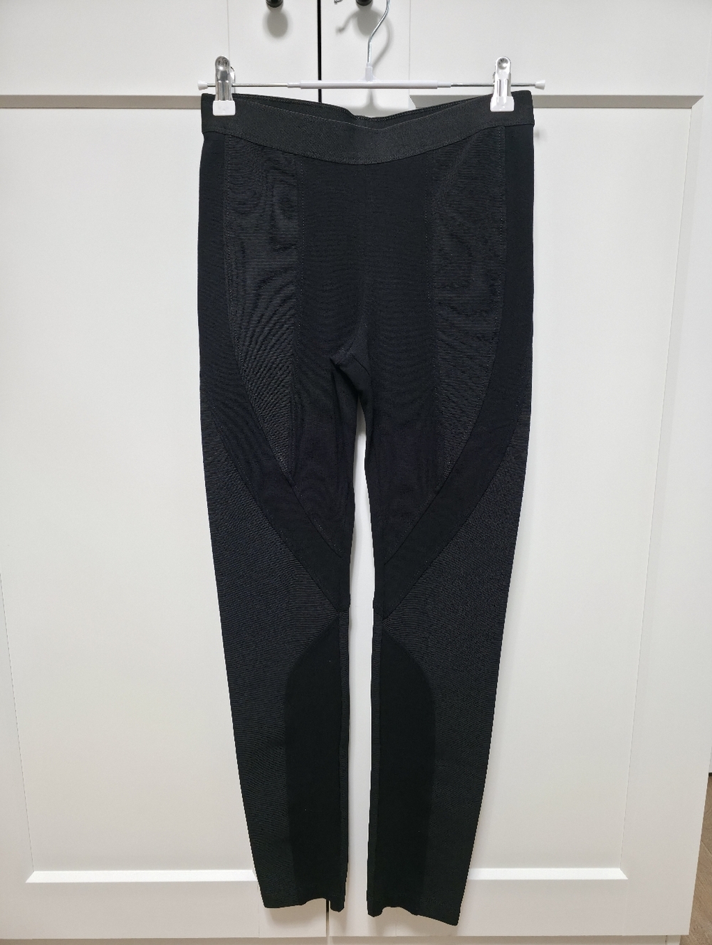 BCBGMaxazria Black Contrast Leggings